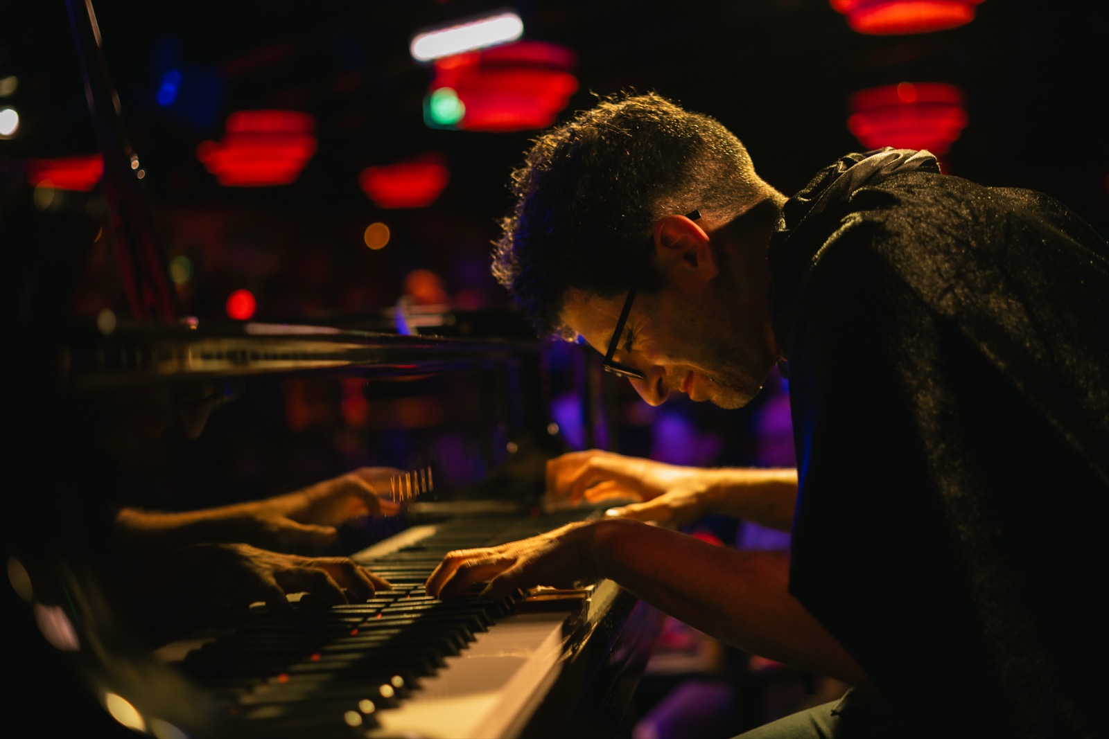 Greg Spero — live at the piano